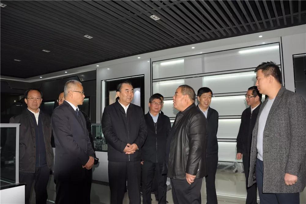 甘肃省委统战部部长马廷礼一行莅临兰州新区“人生就是博三厂项目”旅行考察